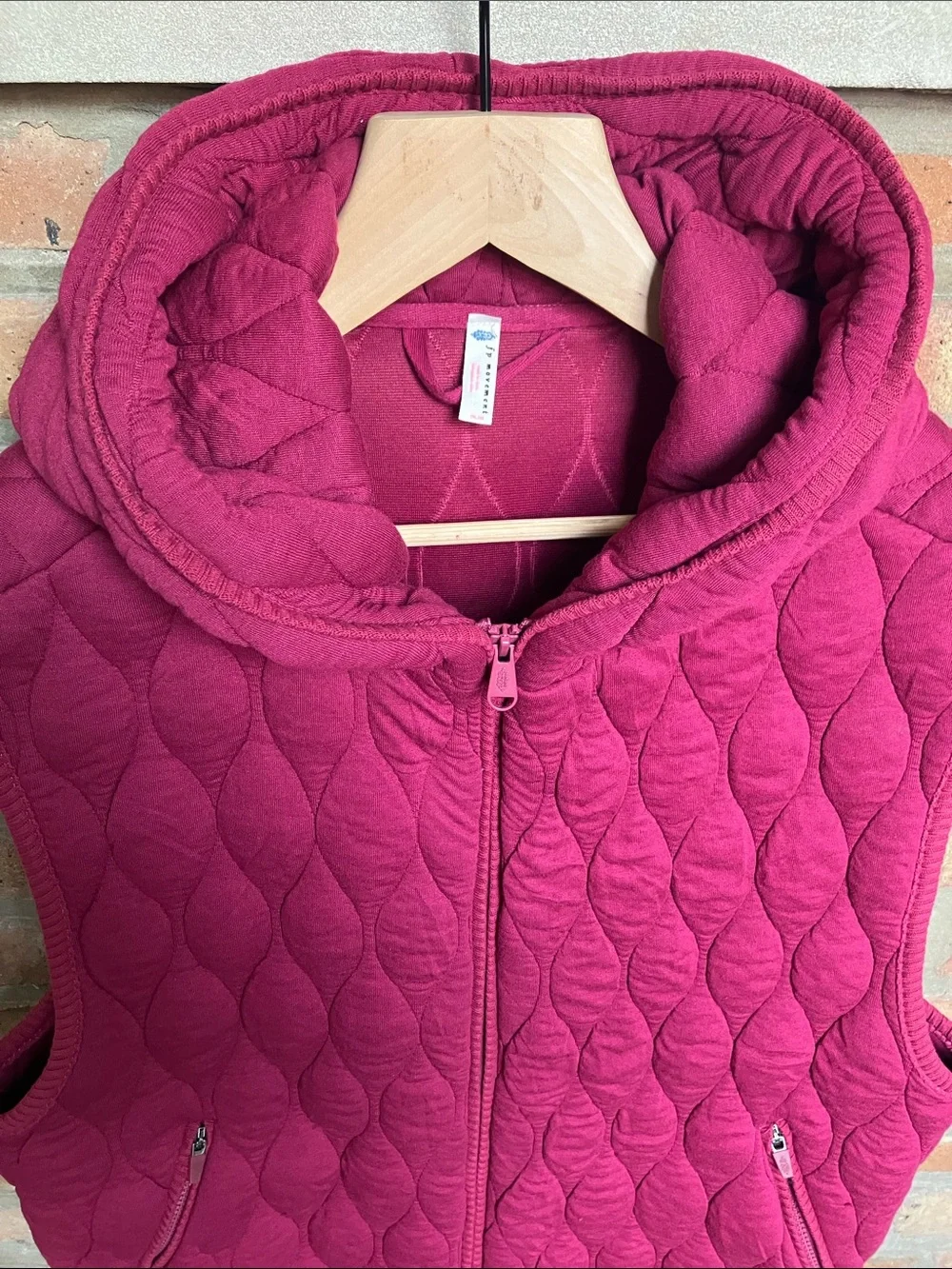 Free People Movement Dream Big Quilted Vest. - Picture 2 of 14